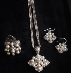 Pearl Cluster Set